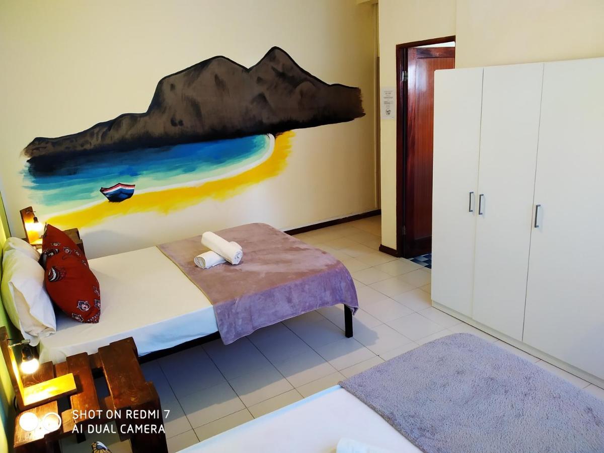 Praiadise Hostel Vila Nova Ngoại thất bức ảnh